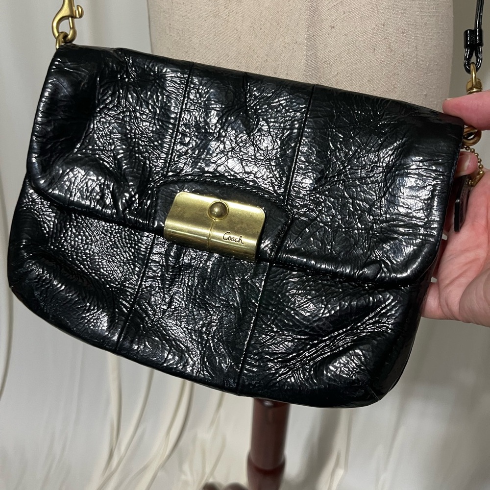 Vintage Coach Patent Leather Black Shoulder Bag - Picture 5 of 9